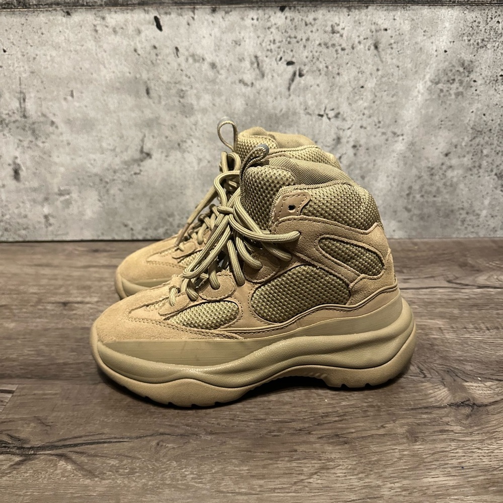 YEEZY BOOTS DESERT TAUPE SEASON 7